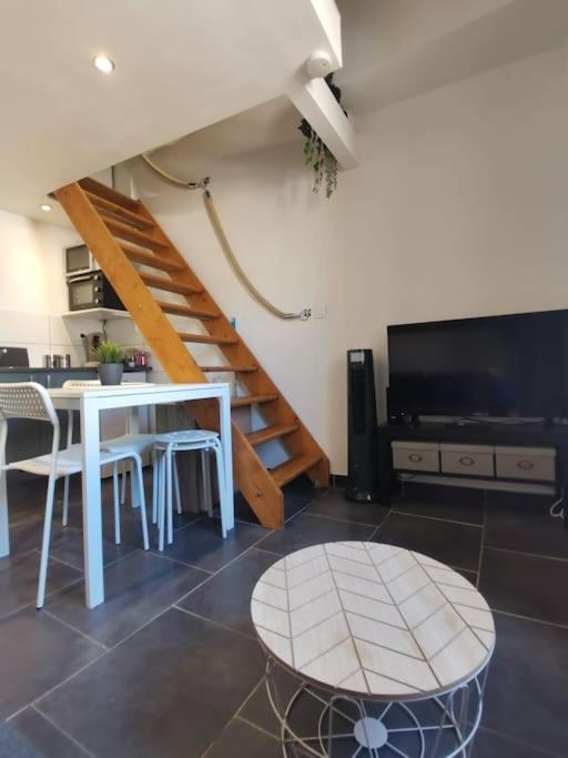 Esprit Du Sud - Appartement Cosy Proche Centre - Toulon Ngoại thất bức ảnh